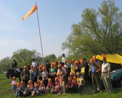 Варта під помаранчевим прапором.